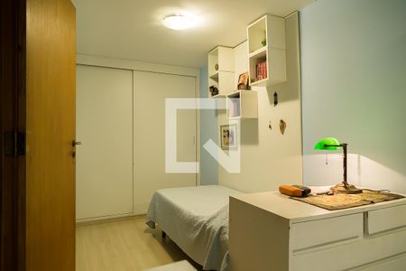 Casa à venda com 350m², 5 quartos e 4 vagasSuíte 4