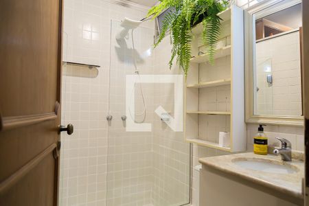 Casa à venda com 350m², 5 quartos e 4 vagasBanheiro da Suíte 3