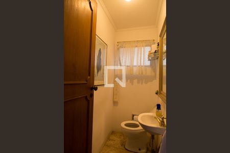 Casa à venda com 350m², 5 quartos e 4 vagasLavabo