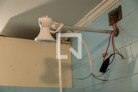 Casa à venda com 350m², 5 quartos e 4 vagasBanheiro da Garagem 1 - Chuveiro