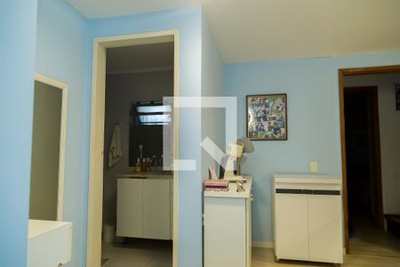 Casa à venda com 350m², 5 quartos e 4 vagasSuíte 4