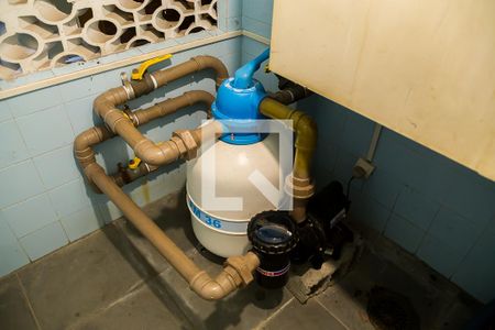 Casa à venda com 350m², 5 quartos e 4 vagasBanheiro da Garagem 1 - Bomba da Piscina