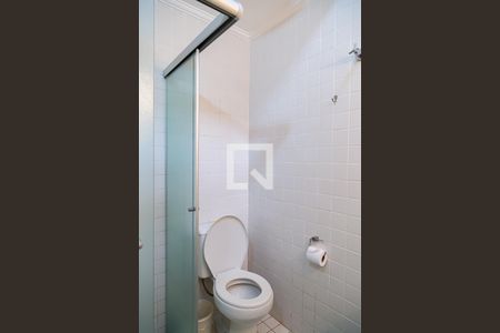 Casa à venda com 350m², 5 quartos e 4 vagasBanheiro da Suíte 2