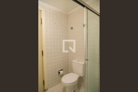 Casa à venda com 350m², 5 quartos e 4 vagasBanheiro da Suíte 5