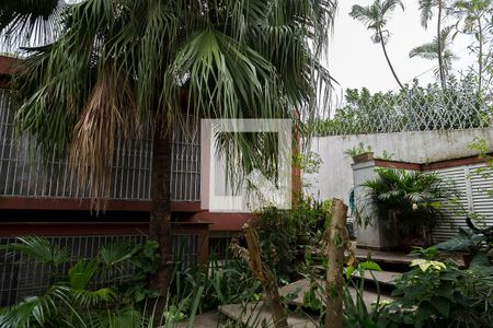 Casa à venda com 350m², 5 quartos e 4 vagasGaragem 2 - Jardim