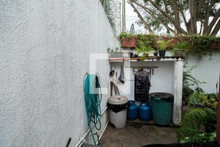 Casa à venda com 350m², 5 quartos e 4 vagasCorredor Externo