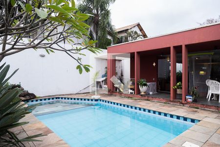 Casa à venda com 350m², 5 quartos e 4 vagasÁrea de Lazer / Espaço Gourmet