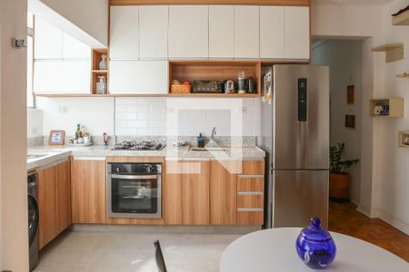 Sala e Cozinha de apartamento à venda com 2 quartos, 73m² em Perdizes, São Paulo