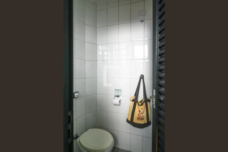 Casa à venda com 112m², 2 quartos e 2 vagasBanheiro de Serviço