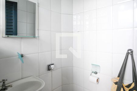 Casa à venda com 112m², 2 quartos e 2 vagasBanheiro de Serviço