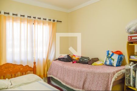 Casa à venda com 323m², 3 quartos e 4 vagas Casa à venda com 323m², 3 quartos e 4 vagasQuarto 1