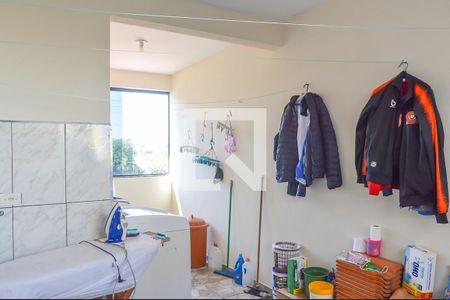 Casa à venda com 323m², 3 quartos e 4 vagas Casa à venda com 323m², 3 quartos e 4 vagasÁrea de Serviço