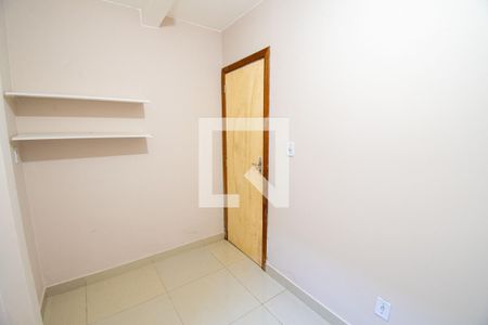 Quarto de casa para alugar com 3 quartos, 120m² em Conjunto 5, Brasília