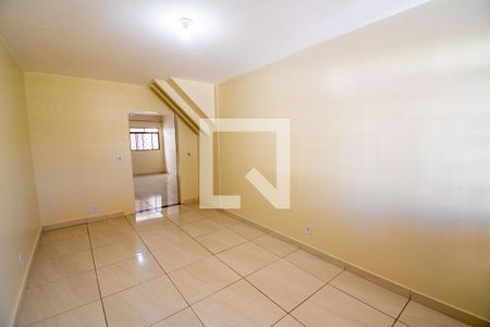 Sala de casa para alugar com 3 quartos, 120m² em Conjunto 5, Brasília