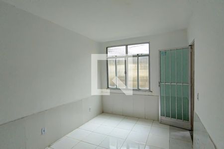 sala de casa para alugar com 1 quarto, 50m² em Curicica, Rio de Janeiro
