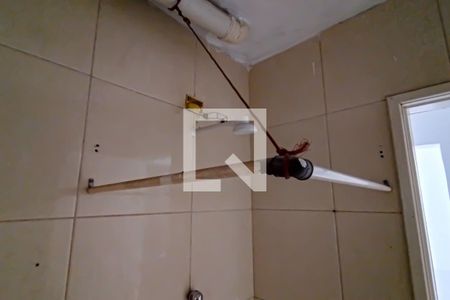 banheiro de casa para alugar com 1 quarto, 50m² em Curicica, Rio de Janeiro