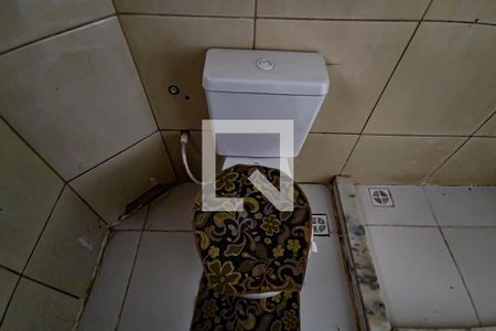 banheiro de casa para alugar com 1 quarto, 50m² em Curicica, Rio de Janeiro
