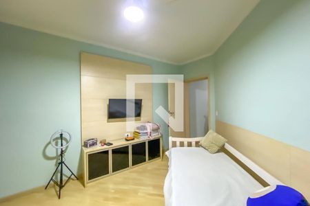 Casa à venda com 177m², 3 quartos e 3 vagasSuíte 3