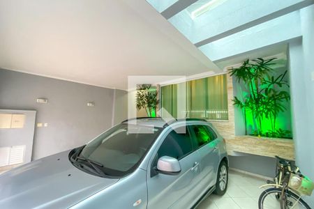 Casa à venda com 177m², 3 quartos e 3 vagasGaragem