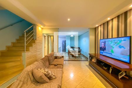 Casa à venda com 177m², 3 quartos e 3 vagasSala