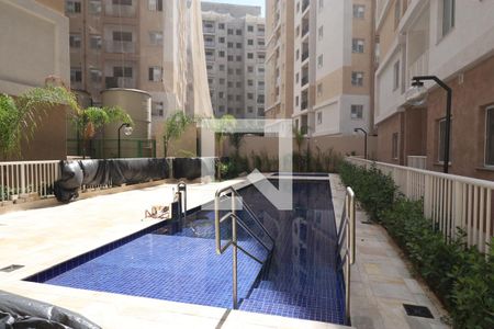 Apartamento à venda com 39m², 2 quartos e sem vagaÁrea comum - Piscina
