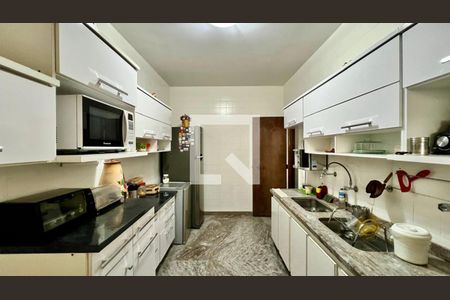 Apartamento à venda com 160m², 4 quartos e 1 vagaCozinha