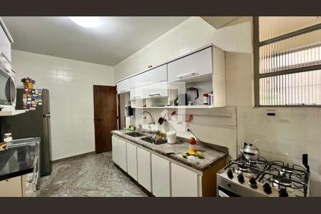 Apartamento à venda com 160m², 4 quartos e 1 vagaCozinha