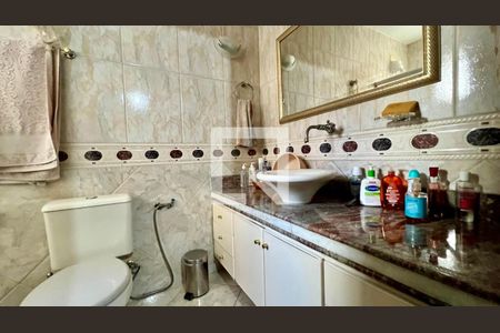 Apartamento à venda com 160m², 4 quartos e 1 vagaBanheiro 1