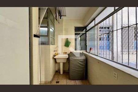 Apartamento à venda com 160m², 4 quartos e 1 vagaÁrea de Serviço