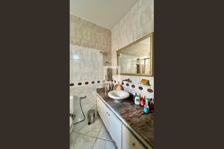 Apartamento à venda com 160m², 4 quartos e 1 vagaBanheiro 1