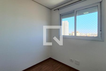 Quarto 1 de apartamento para alugar com 2 quartos, 55m² em Santa Teresinha, São Paulo
