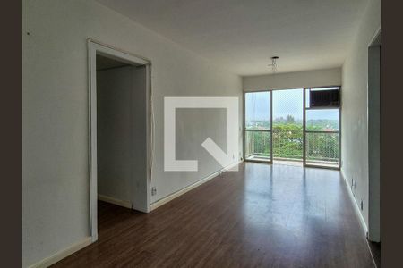 Sala de apartamento à venda com 2 quartos, 72m² em Barra da Tijuca, Rio de Janeiro