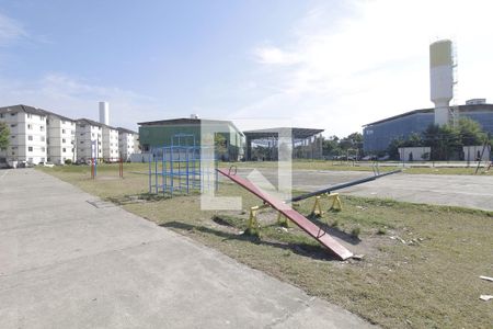 Apartamento para alugar com 42m², 2 quartos e 1 vaga Apartamento para alugar com 42m², 2 quartos e 1 vagaÁrea comum - Playground