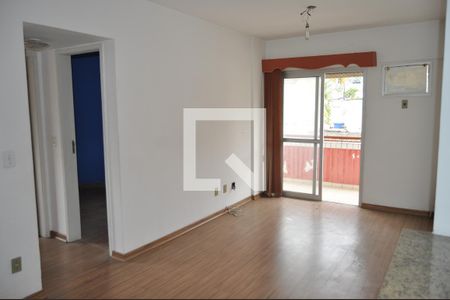 Apartamento para alugar com 55m², 2 quartos e 1 vagaSala