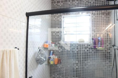 Banheiro da Suíte 1 de casa para alugar com 3 quartos, 102m² em Esplanada dos Barreiros, São Vicente