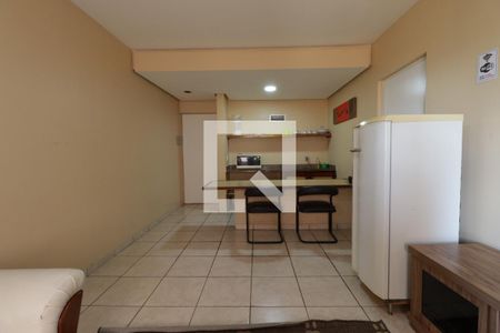 Sala de kitnet/studio para alugar com 1 quarto, 53m² em Centro, Ribeirão Preto