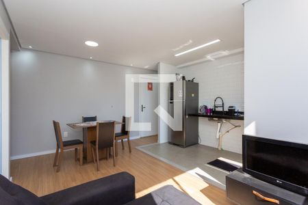 Sala e Cozinha de apartamento para alugar com 1 quarto, 37m² em Cambuci, São Paulo