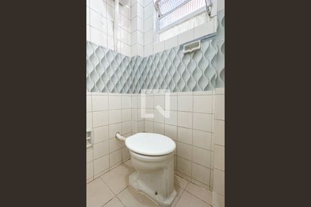 Banheiro  de apartamento para alugar com 1 quarto, 30m² em Copacabana, Rio de Janeiro