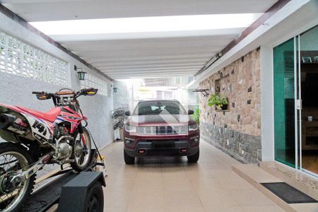 Casa à venda com 211m², 4 quartos e 2 vagasGaragem