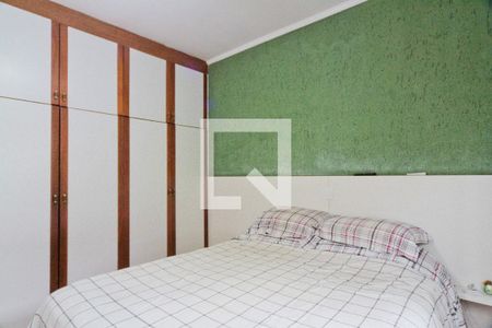 Quarto 1 de casa para alugar com 3 quartos, 211m² em Vila Arcadia, São Paulo