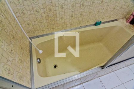 Casa à venda com 211m², 4 quartos e 2 vagasBanheiro