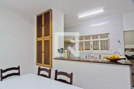 Casa à venda com 211m², 4 quartos e 2 vagasCozinha