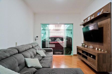 Sala de casa para alugar com 3 quartos, 211m² em Vila Arcadia, São Paulo