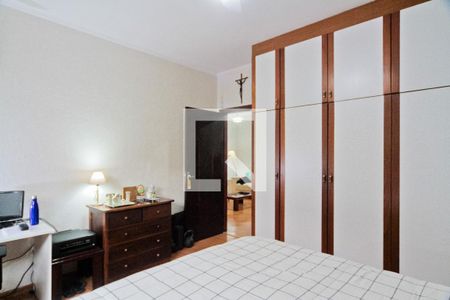 Quarto 1 de casa à venda com 4 quartos, 211m² em Vila Arcadia, São Paulo