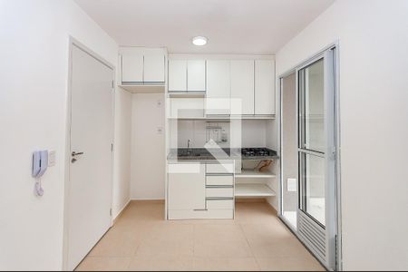 Cozinha de apartamento para alugar com 1 quarto, 32m² em Lapa, São Paulo