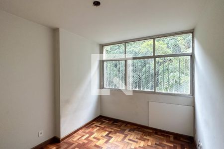 Quarto 01 de apartamento para alugar com 3 quartos, 85m² em Copacabana, Rio de Janeiro