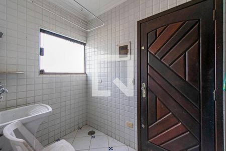 Área de Serviço de casa à venda com 5 quartos, 200m² em Jardim das Maravilhas, Santo André