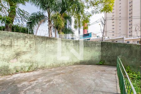 Quintal e Garagem de casa à venda com 5 quartos, 200m² em Jardim das Maravilhas, Santo André