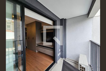 Studio para alugar com 28m², 1 quarto e sem vaga Studio para alugar com 28m², 1 quarto e sem vagaVaranda