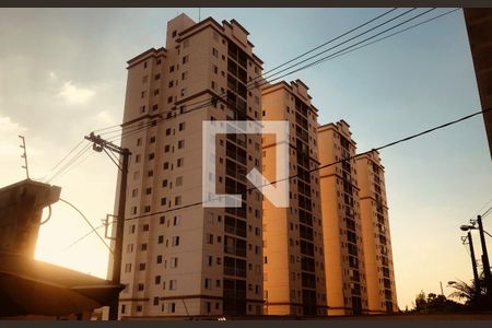 Apartamento para alugar com 52m², 2 quartos e 1 vagaFachada do Condomínio 